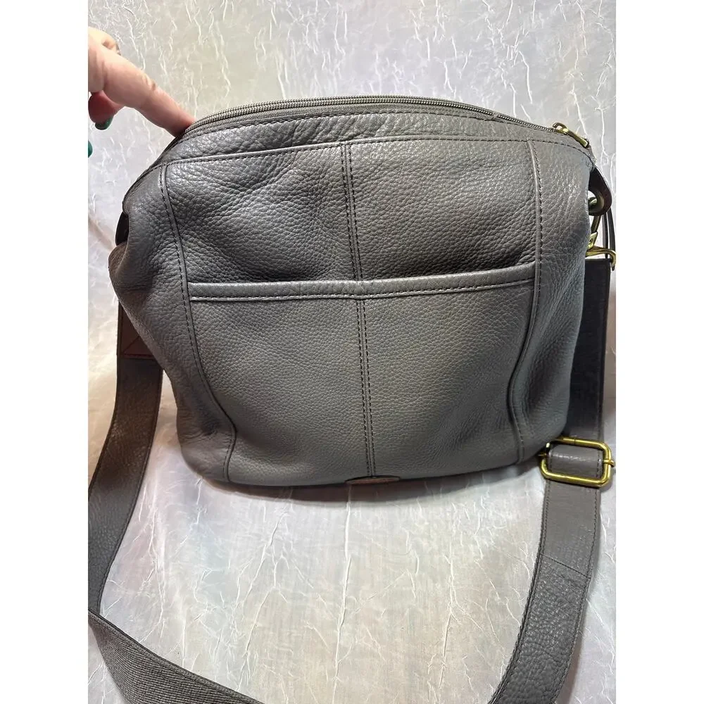 Fossil Morgan Traveler Gray Pebbled Leather Crossbody Messenger Bag